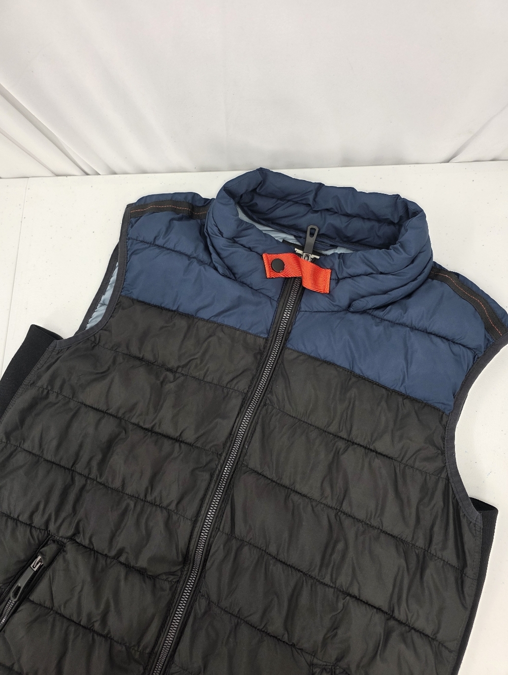 Carbon 2 Cobalt Mens Full Zip Puffer Quilted Vest Size Medium Black Blue Stretch